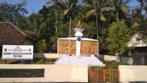 MONUMEN POLRI WIRANARA