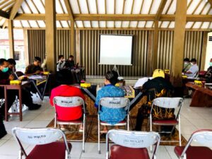 SOSIALISASI PENULISAN KAJIAN SEJARAH LOKAL SEKOLAH POLISI KWAYUHAN
