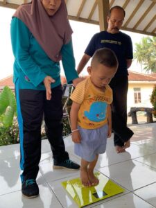 PEMANTAUAN STUNTING