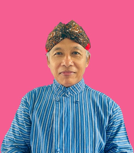 NUR HIDAYAT, SP.d
